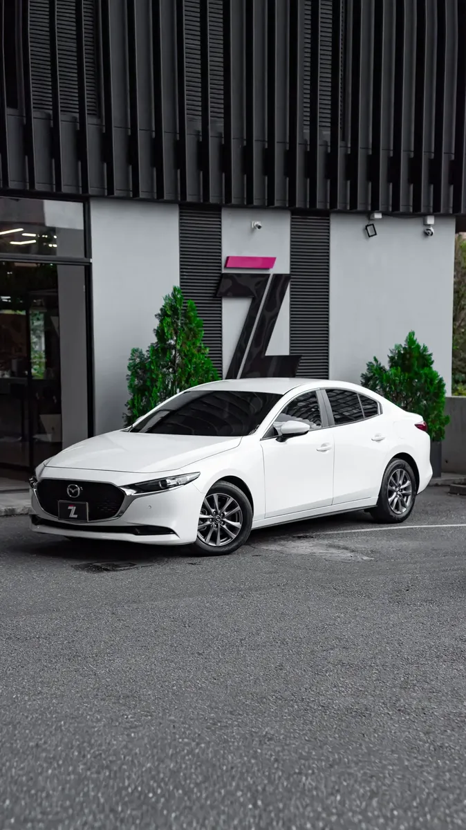Mazda 3 Touring 2.0 2024